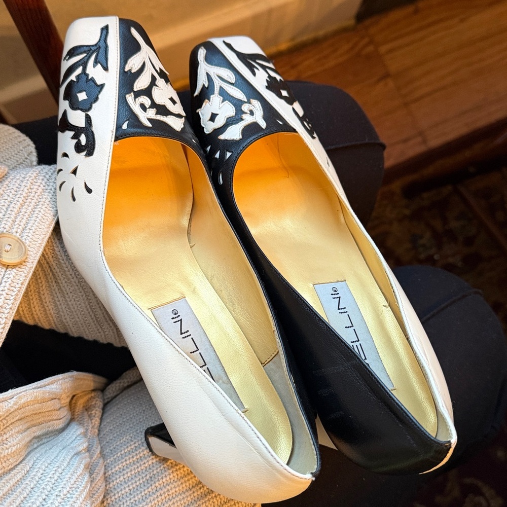 Bellini Black/White leather pumps